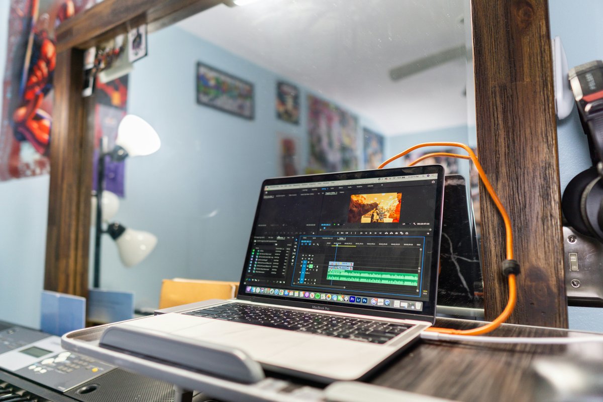 Best Software and Tools for Creating Tribute Videos at Home — illustrative photo