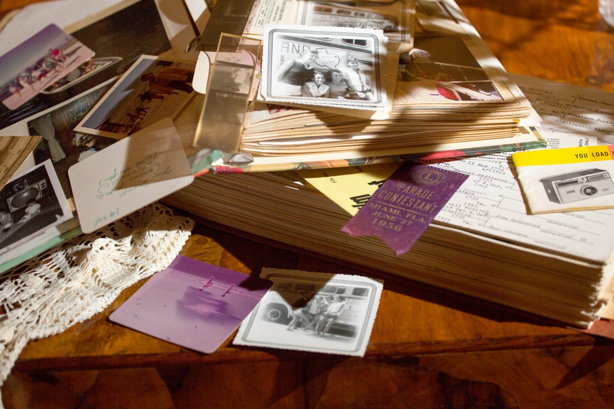 How Many Pictures Do You Need for a Funeral Slideshow? (The Perfect Formula) — illustrative photo