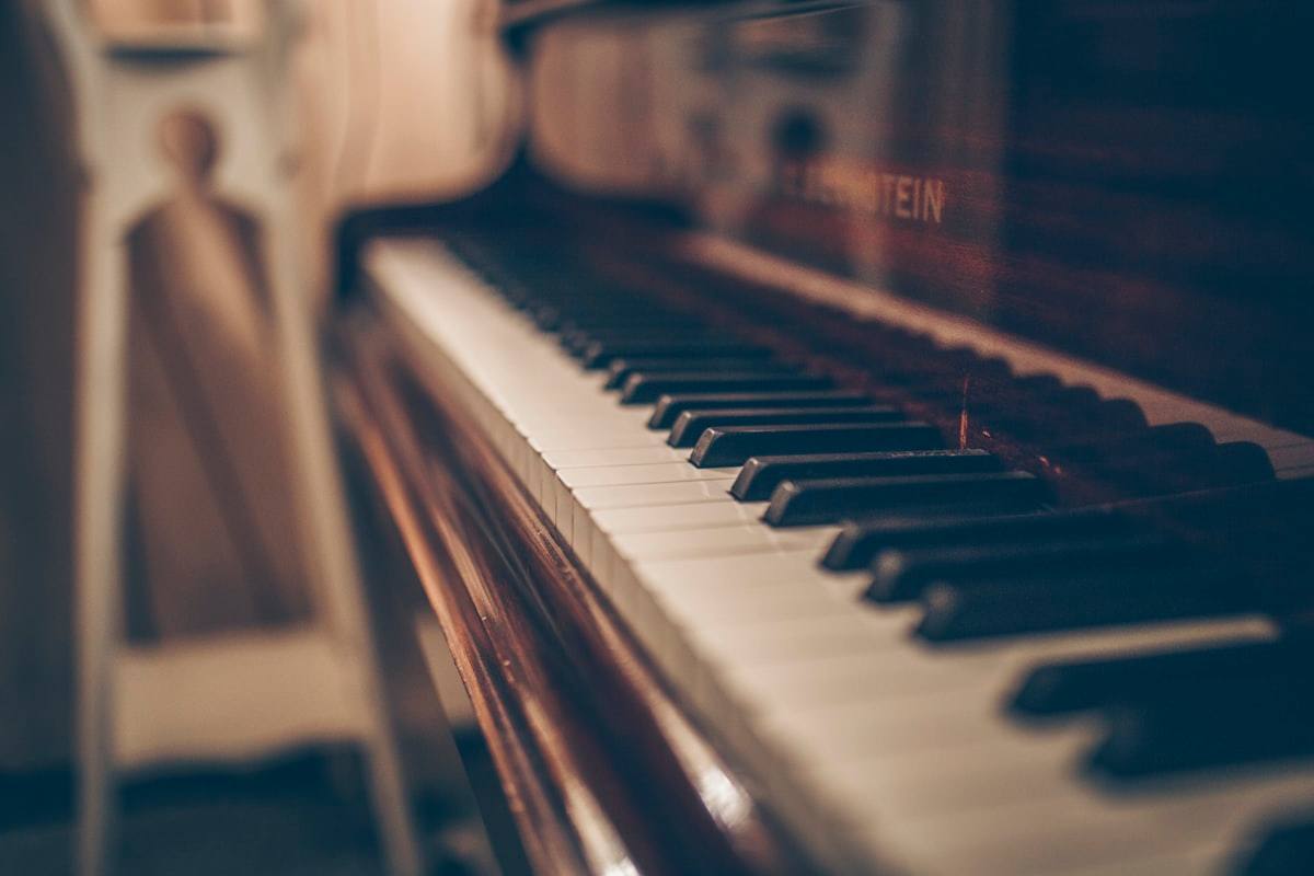 Best Songs for a Funeral Slideshow: A Complete Guide