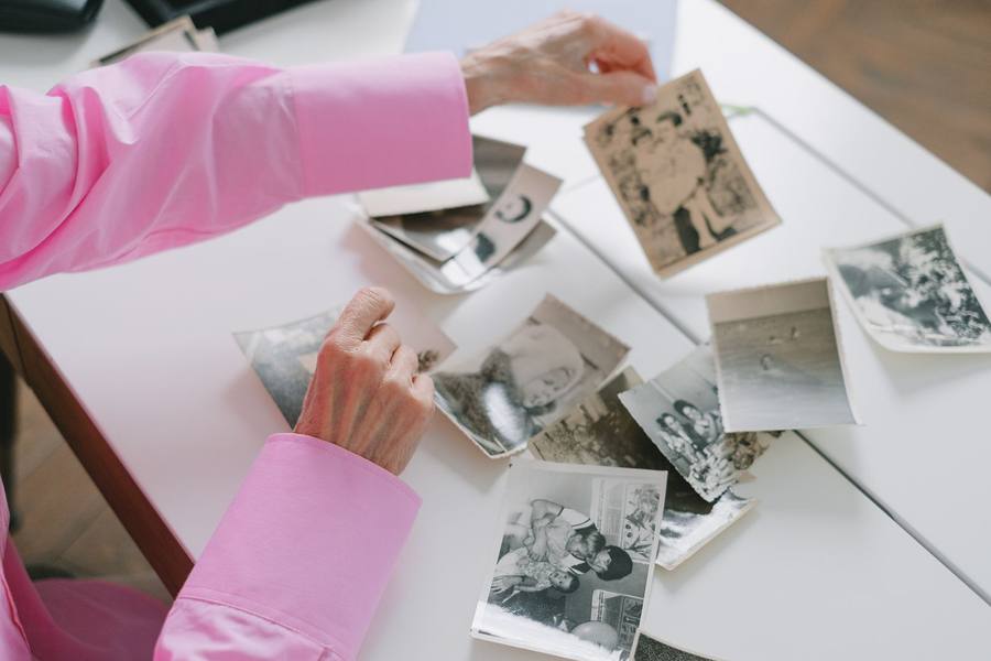 Putting photos in the right order for a memorial slideshow